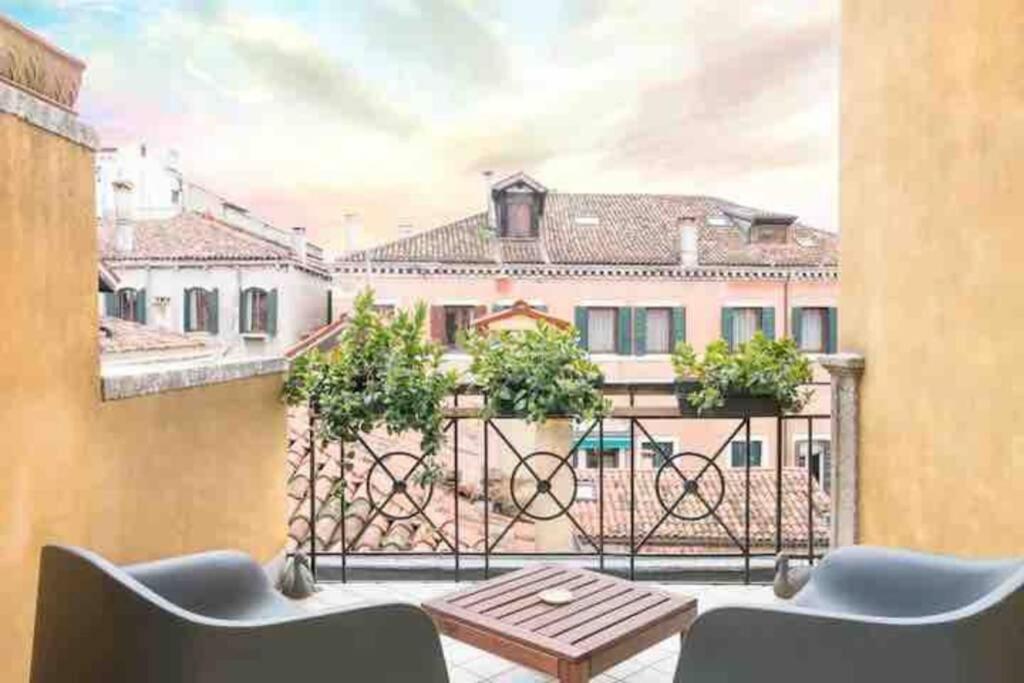 Apartament Ca' Pesaro Rooftop Terrace Apartment. Wenecja